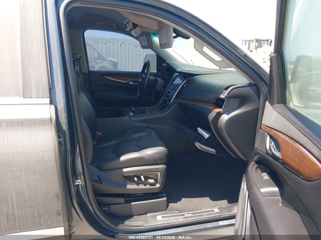 45382131 :رقم المزاد ، 1GYS3GKJ7LR166606 vin ، 2020 Cadillac Escalade Esv 2wd مزاد بيع