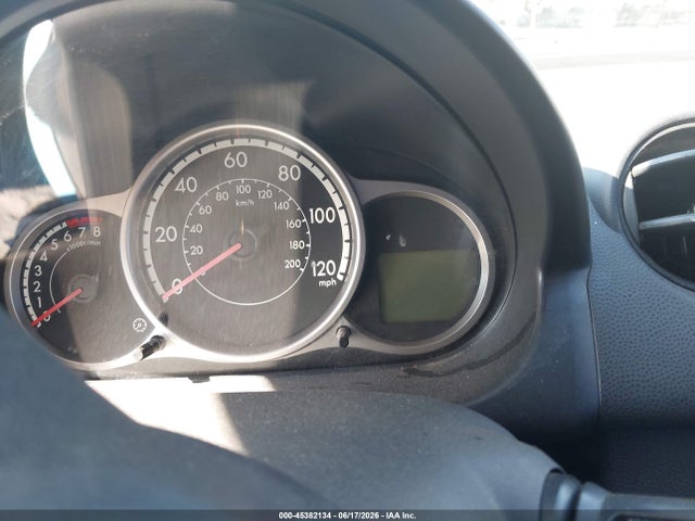 2011 Mazda Mazda2 Touring მანქანა იყიდება აუქციონზე, vin: JM1DE1HY0B0131239, აუქციონის ნომერი: 45382134