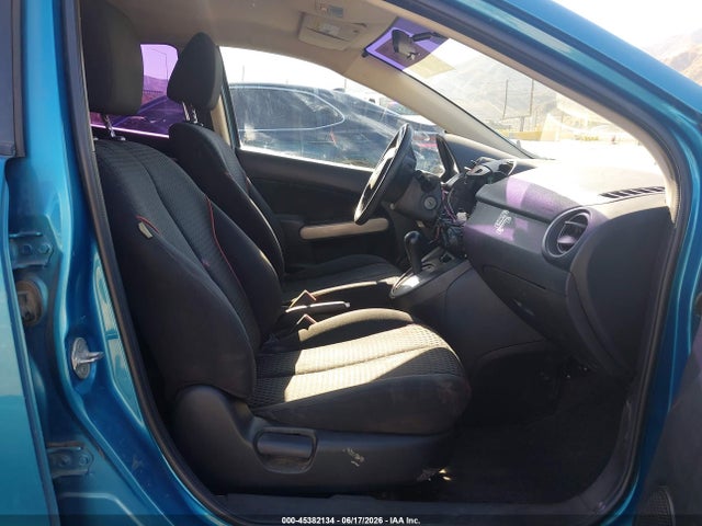 2011 Mazda Mazda2 Touring მანქანა იყიდება აუქციონზე, vin: JM1DE1HY0B0131239, აუქციონის ნომერი: 45382134