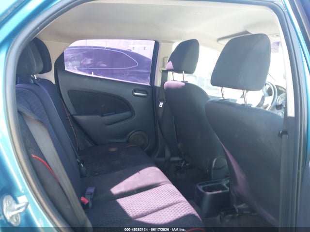 2011 Mazda Mazda2 Touring მანქანა იყიდება აუქციონზე, vin: JM1DE1HY0B0131239, აუქციონის ნომერი: 45382134
