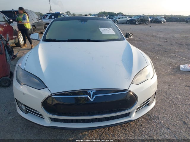 Tesla Model S P85 2014 5YJSA1H15EFP50883 Image 12
