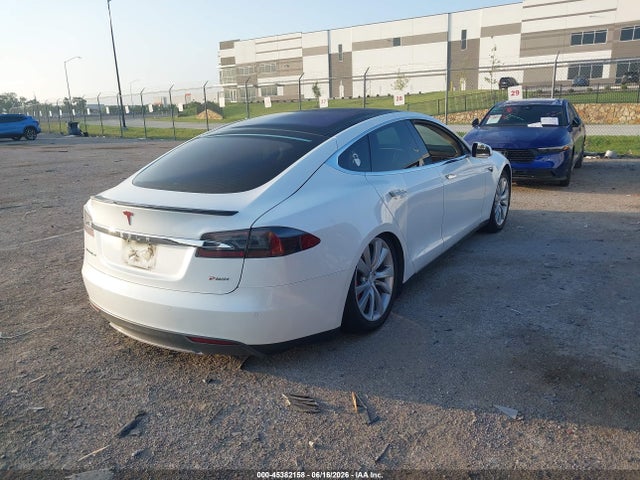 Tesla Model S P85 2014 5YJSA1H15EFP50883 Image 4