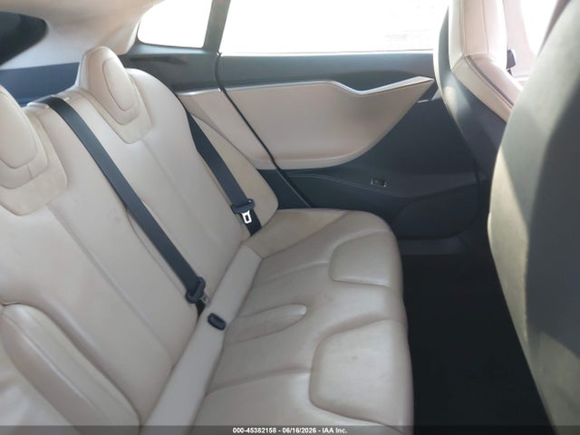 Tesla Model S P85 2014 5YJSA1H15EFP50883 Image 8