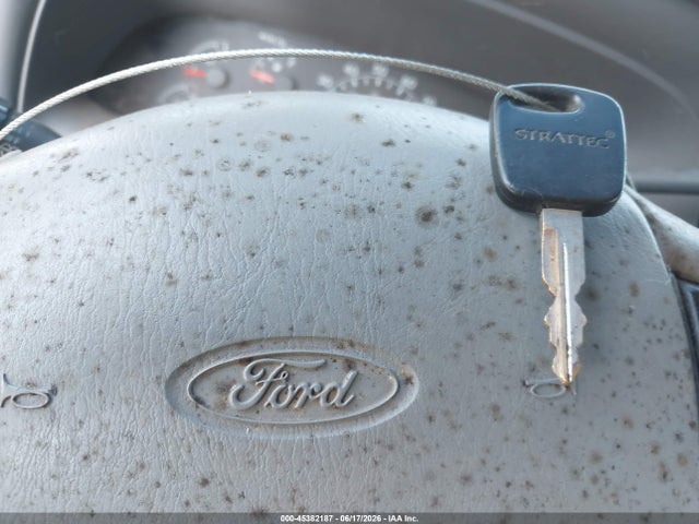 45382187 :رقم المزاد ، 1FMNU41S21EB19184 vin ، 2001 Ford Excursion Xlt مزاد بيع