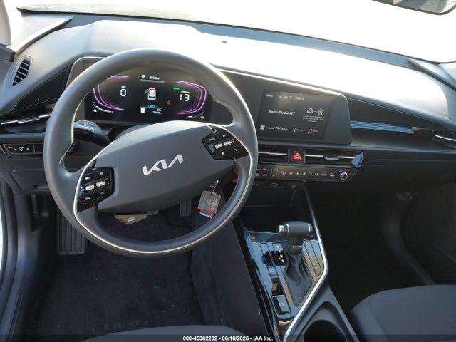 KNDCP3LE6S5287934 KIA NIRO LX