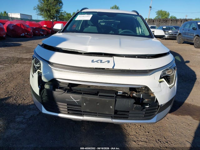 KNDCP3LE6S5287934 KIA NIRO LX