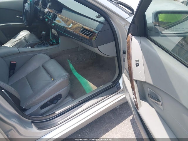 45382212 :رقم المزاد ، WBANB33544B111019 vin ، 2004 Bmw 545i مزاد بيع