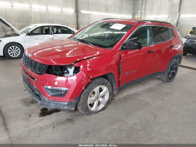 2018 Jeep Compass Latitude 4x4 მანქანა იყიდება აუქციონზე, vin: 3C4NJDBB7JT177013, აუქციონის ნომერი: 45382246