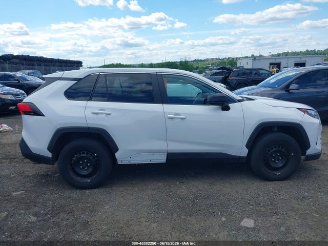 Toyota RAV4 LE 2025 2T3F1RFV1SW496228 Image 13