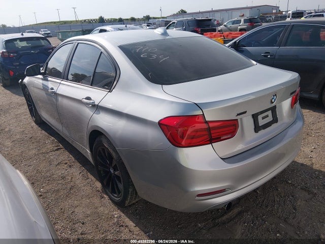 Aukcja sprzedaży 2018 Bmw 320i Xdrive, vin: WBA8E5G54JNU46334, numer aukcji: 45382295