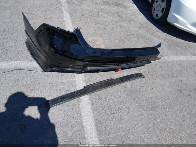 4T1M11AK0LU506182 Toyota CAMRY SE