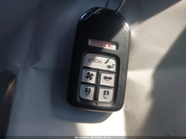 JHMZC5F14JC007270 Honda CLARITY PLUG-IN HYBRID