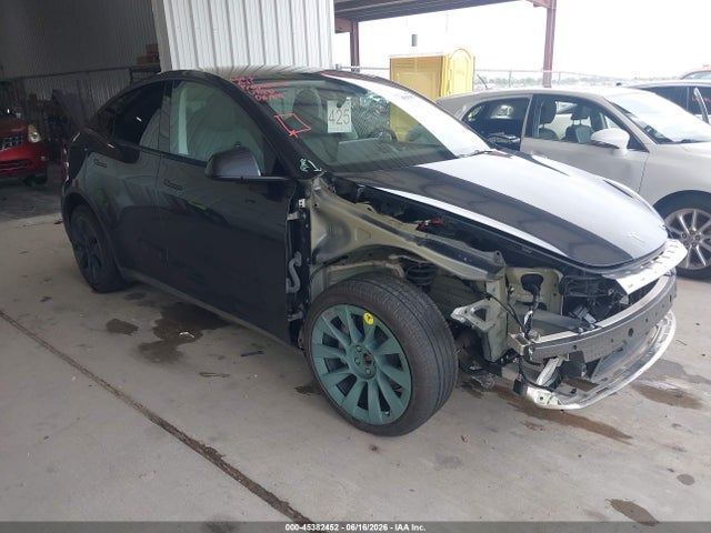 Auction sale of the 2024 Tesla Model Y Long Range Dual Motor All-wheel Drive, vin: 7SAYGDEE9RA336299, lot number: 45382452