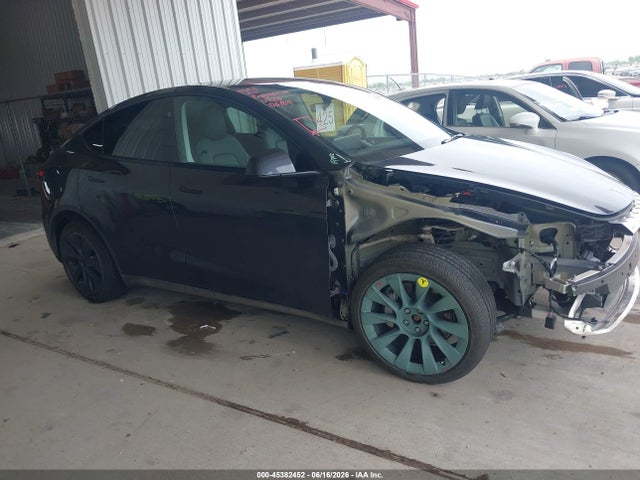 Auction sale of the 2024 Tesla Model Y Long Range Dual Motor All-wheel Drive, vin: 7SAYGDEE9RA336299, lot number: 45382452