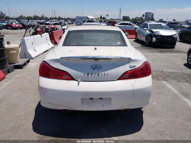 2015 Infiniti Q60 მანქანა იყიდება აუქციონზე, vin: JN1CV6FE7FM810573, აუქციონის ნომერი: 45382457