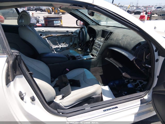 2015 Infiniti Q60 მანქანა იყიდება აუქციონზე, vin: JN1CV6FE7FM810573, აუქციონის ნომერი: 45382457