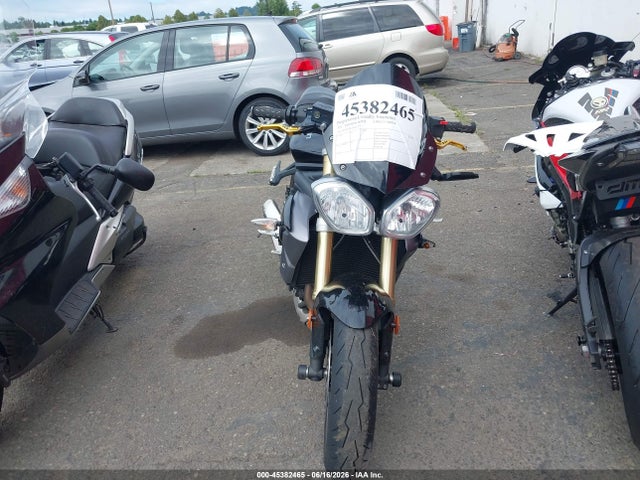 45382465 :رقم المزاد ، SMTL02NE3DT572358 vin ، 2013 Triumph Motorcycle Street Triple مزاد بيع