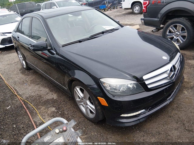 45382468 :رقم المزاد ، WDDGF8BB4BR177049 vin ، 2011 Mercedes-benz C 300 Luxury 4matic/sport 4matic مزاد بيع