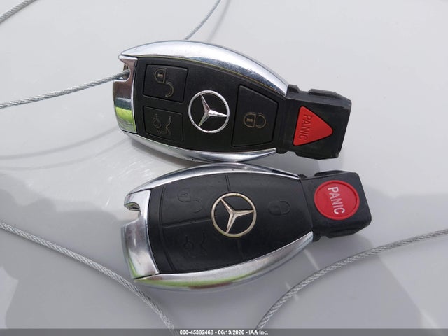 45382468 :رقم المزاد ، WDDGF8BB4BR177049 vin ، 2011 Mercedes-benz C 300 Luxury 4matic/sport 4matic مزاد بيع