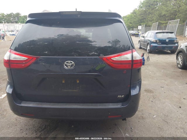 Aukcja sprzedaży 2018 Toyota Sienna Xle 8 Passenger, vin: 5TDYZ3DC9JS960141, numer aukcji: 45382499