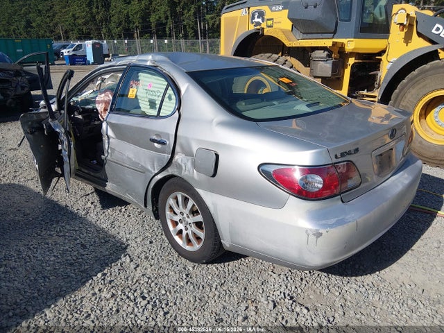45382536 :رقم المزاد ، JTHBF30G320026485 vin ، 2002 Lexus Es 300 مزاد بيع