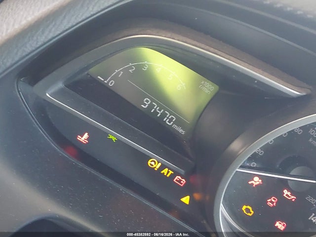 45382592 :رقم المزاد ، 3MYDLBYV0KY507995 vin ، 2019 Toyota Yaris Le مزاد بيع