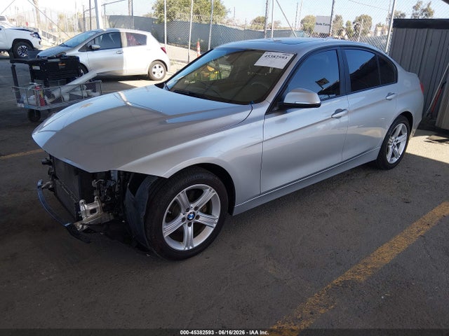 BMW 328I 2015 WBA3A5C56FF609644 Image 2
