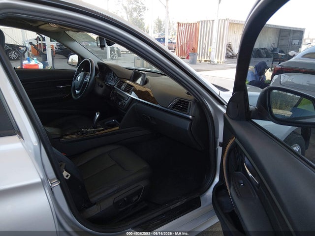 BMW 328I 2015 WBA3A5C56FF609644 Image 5