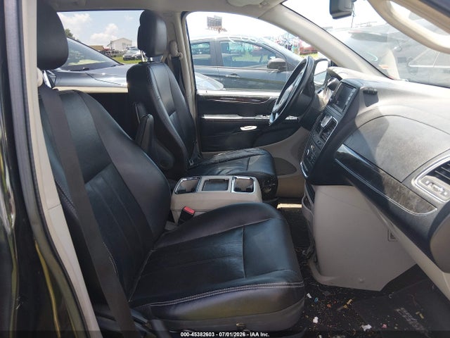 2C4RC1BG9ER124683 Chrysler Town &amp; Country Touring