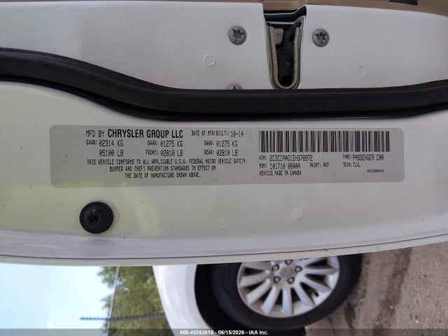 Chrysler 300 2014 2C3CCAAG1EH378972 Image 9