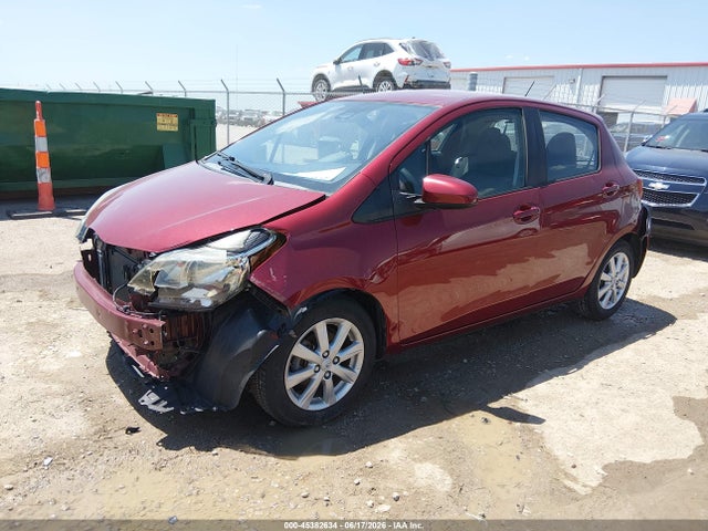 VNKKTUD38HA082987 Toyota YARIS LE