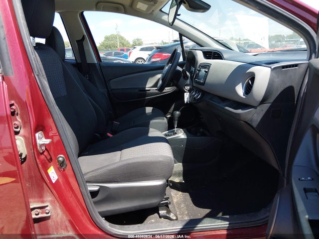VNKKTUD38HA082987 Toyota YARIS LE