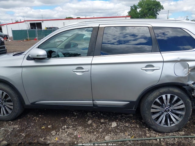 Продажа на аукционе авто 2020 Mitsubishi Outlander Sel 2.4, vin: JA4AD3A32LZ019534, номер лота: 45382635