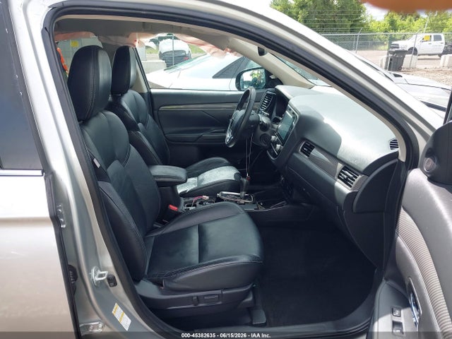Продажа на аукционе авто 2020 Mitsubishi Outlander Sel 2.4, vin: JA4AD3A32LZ019534, номер лота: 45382635