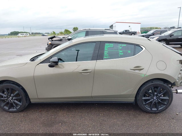Продаж на аукціоні авто 2024 Mazda Mazda3 2.5 Carbon Turbo, vin: JM1BPBYY2R1700457, номер лоту: 45382680