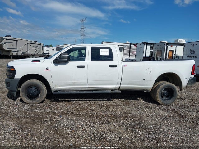 45382693 :رقم المزاد ، 3C63RRGL8SG520394 vin ، 2025 Ram 3500 Tradesman  4x4 8' Box مزاد بيع