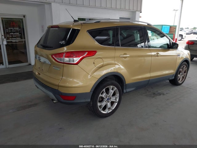 45382710 :رقم المزاد ، 1FMCU0J95FUA26928 vin ، 2015 Ford Escape Titanium مزاد بيع
