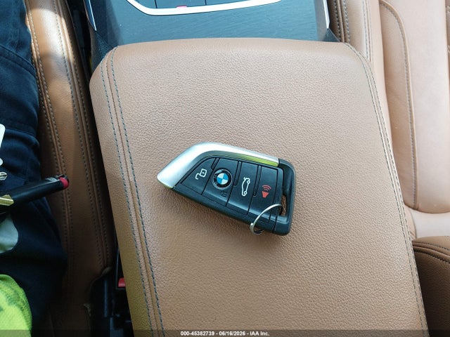 2021 Bmw 330i Xdrive მანქანა იყიდება აუქციონზე, vin: 3MW5R7J06M8B79303, აუქციონის ნომერი: 45382739