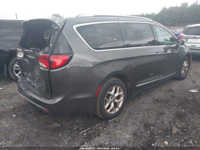 Продаж на аукціоні авто 2020 Chrysler Pacifica 35th Anniversary Touring L, vin: 2C4RC1BG4LR141324, номер лоту: 45382747
