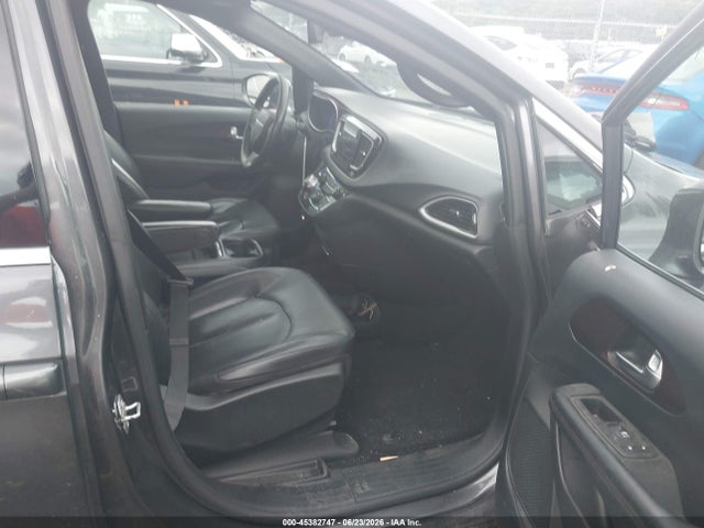 Продаж на аукціоні авто 2020 Chrysler Pacifica 35th Anniversary Touring L, vin: 2C4RC1BG4LR141324, номер лоту: 45382747