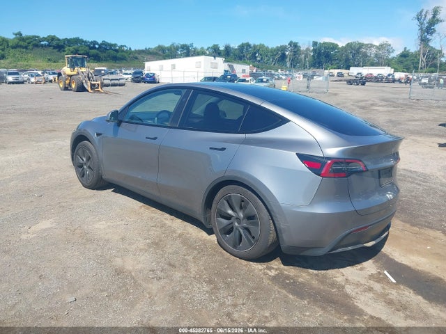 Auction sale of the 2025 Tesla Model Y Long Range Dual Motor All-wheel Drive, vin: 7SAYGDEE1SF293649, lot number: 45382765