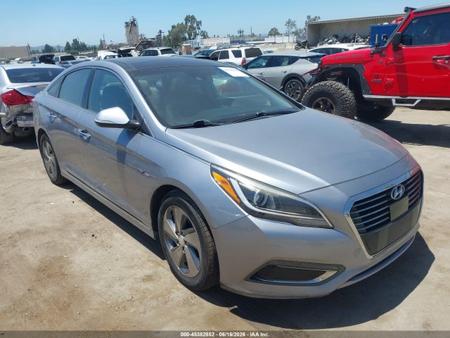2016 KMHE34L13GA024365 main image