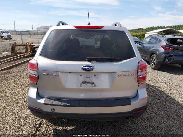 Subaru Forester 2.5i Premium 2014 JF2SJAEC4EH481721 Image 16