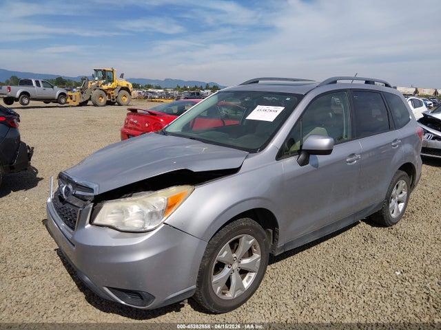 Subaru Forester 2.5i Premium 2014 JF2SJAEC4EH481721 Image 2