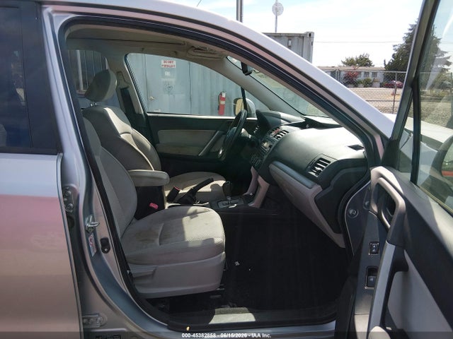 Subaru Forester 2.5i Premium 2014 JF2SJAEC4EH481721 Image 5