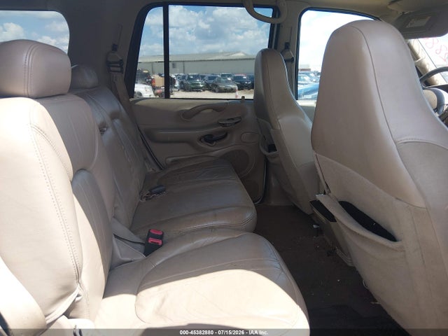 Auction sale of the 2001 Ford Expedition Eddie Bauer, vin: 1FMFU18L91LA29379, lot number: 45382880