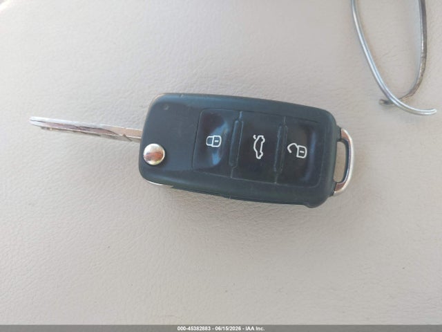 Продажа на аукционе авто 2016 Volkswagen Passat 1.8t R-line, vin: 1VWAS7A34GC063964, номер лота: 45382883