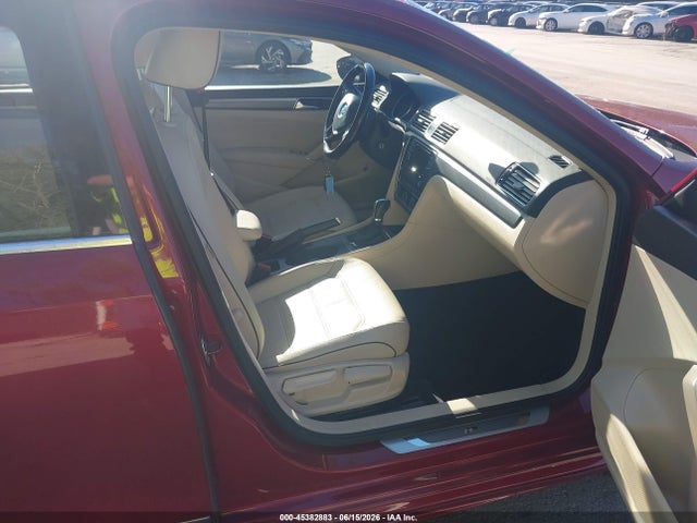 Продажа на аукционе авто 2016 Volkswagen Passat 1.8t R-line, vin: 1VWAS7A34GC063964, номер лота: 45382883