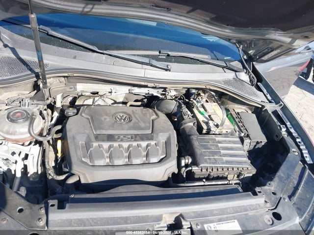 3VV3B7AXXJM174783 Volkswagen Tiguan 2.0t Se/2.0t Sel