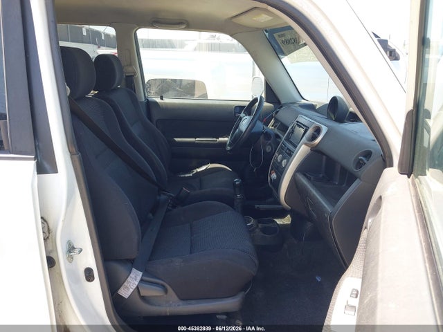 Продаж на аукціоні авто 2004 Scion Xb, vin: JTLKT334140137913, номер лоту: 45382889